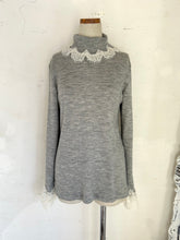 이미지를 갤러리 뷰어에 로드 , Tereco Rib Tulle Lace Off-Turtle Neck Long Sleeve P/O
