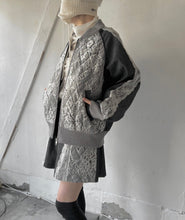 画像をギャラリービューアに読み込む, Lace Quilting Zip up Puff Sleeve Unline Blouson
