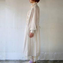 이미지를 갤러리 뷰어에 로드 , 80/S Loan Lace High neck Puff sleeve one piece dress #1013509
